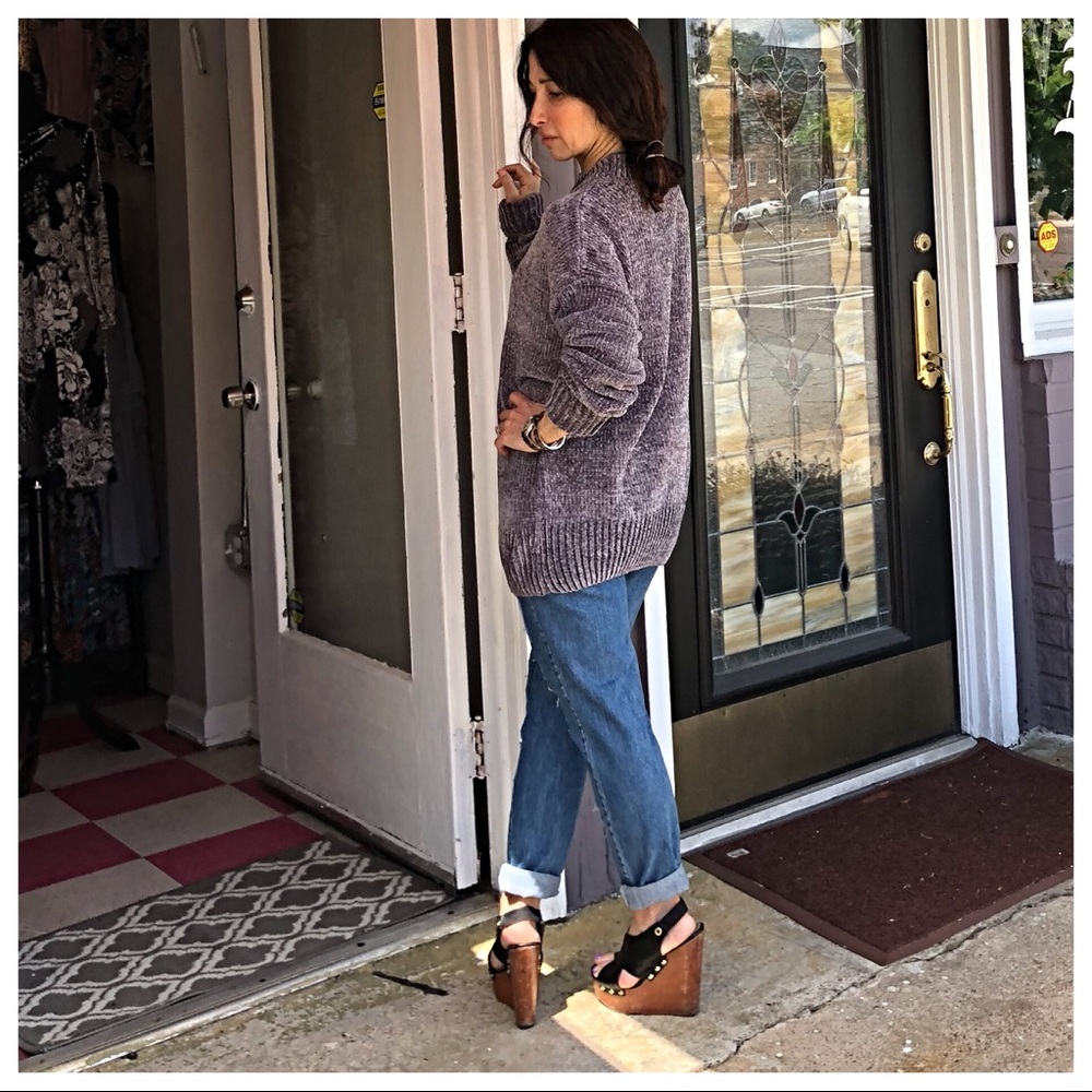 ✨LAST ONE✨Loose fit soft chenille sweater - Picture 7 of 8